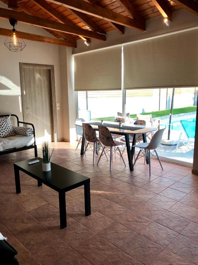 Вилла Sunlit Pool House Posidhonia  Экстерьер фото