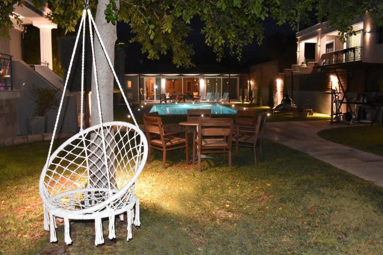 Вилла Sunlit Pool House Posidhonia  Экстерьер фото